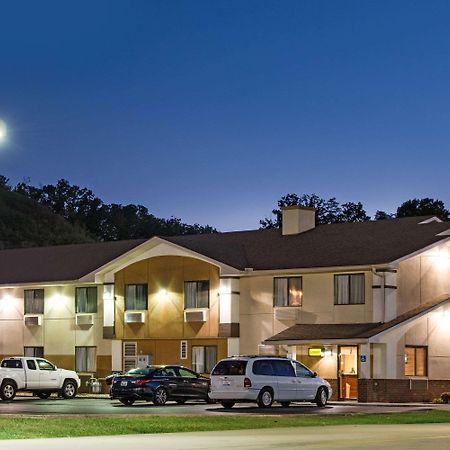 Super 8 By Wyndham Ripley Hotel Kültér fotó